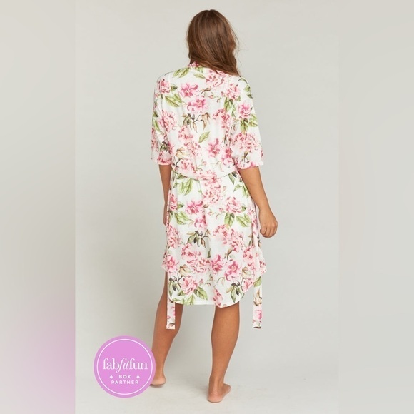 🏷️ 5 for $25 - SHOW me your Mumu Brie robe. - Picture 2 of 13